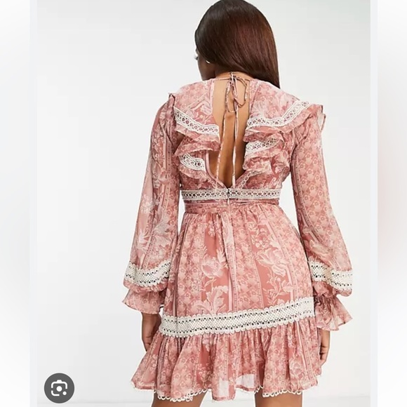 ASOS lace insert mini dress ruffle detail
& button through- pink floral size 14 - Picture 4 of 13